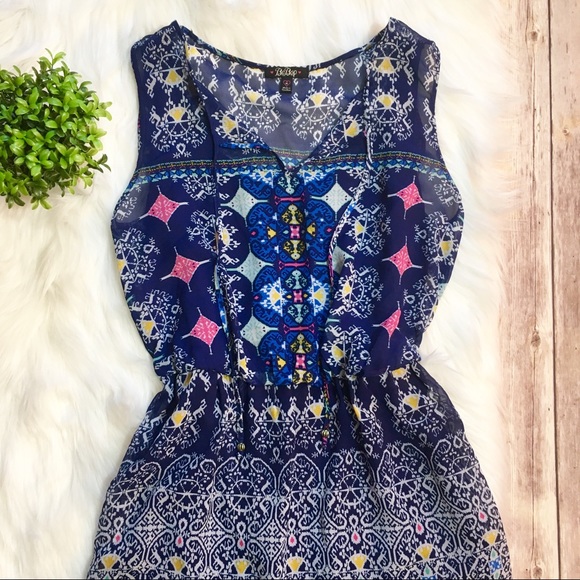 BeBop Dresses & Skirts - BeBop | Aztec Printed Dress 🌟